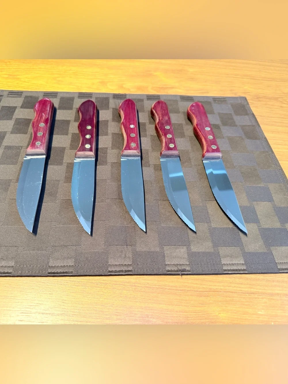 Individual Smith & Wollensky Steak House Walco Big Red Jumbo Steak Knife, 10”